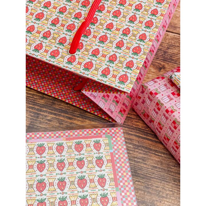 re:mused studio - Wholesale Gift Bag - Berry Birthday Gift Bag14