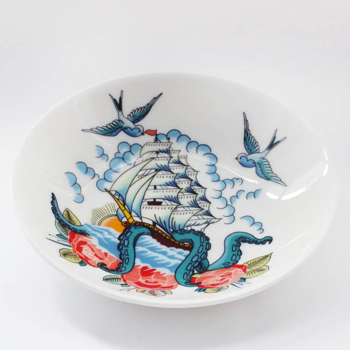 Cream Cornwall - Venta al por mayor Platos - Plato para picar Ship & Kraken