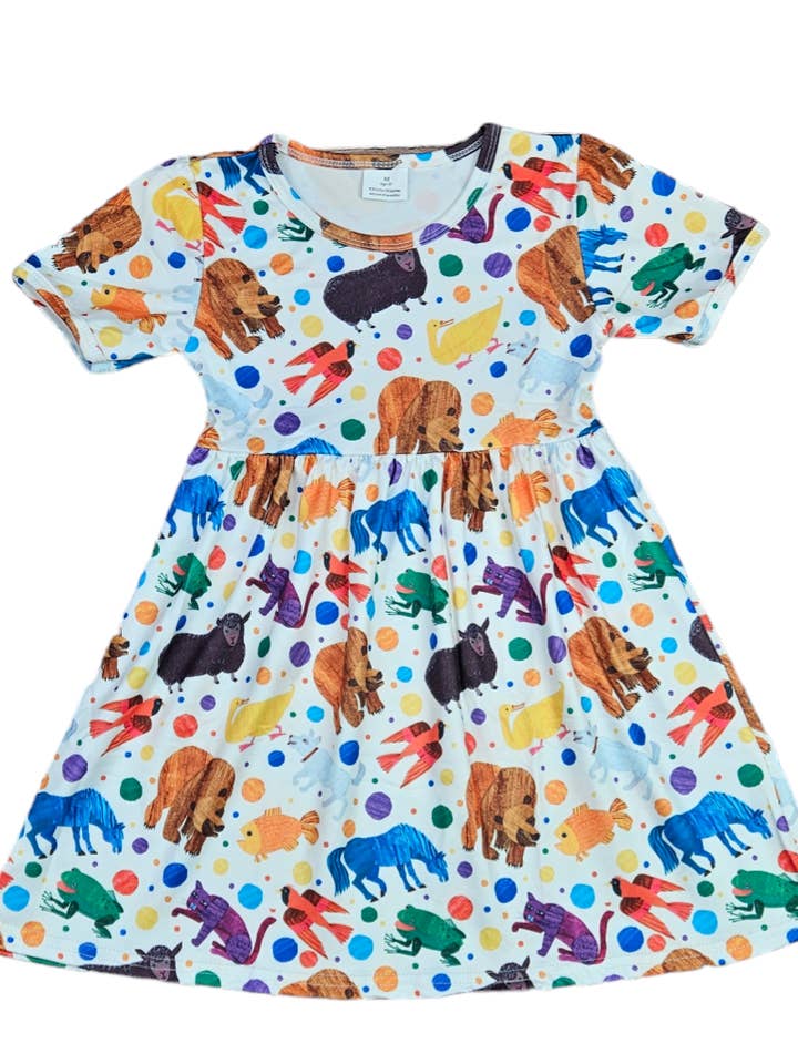 Robe en soie de lait à manches courtes Ours brun pour la vente par Great Lakes Kids Apparel