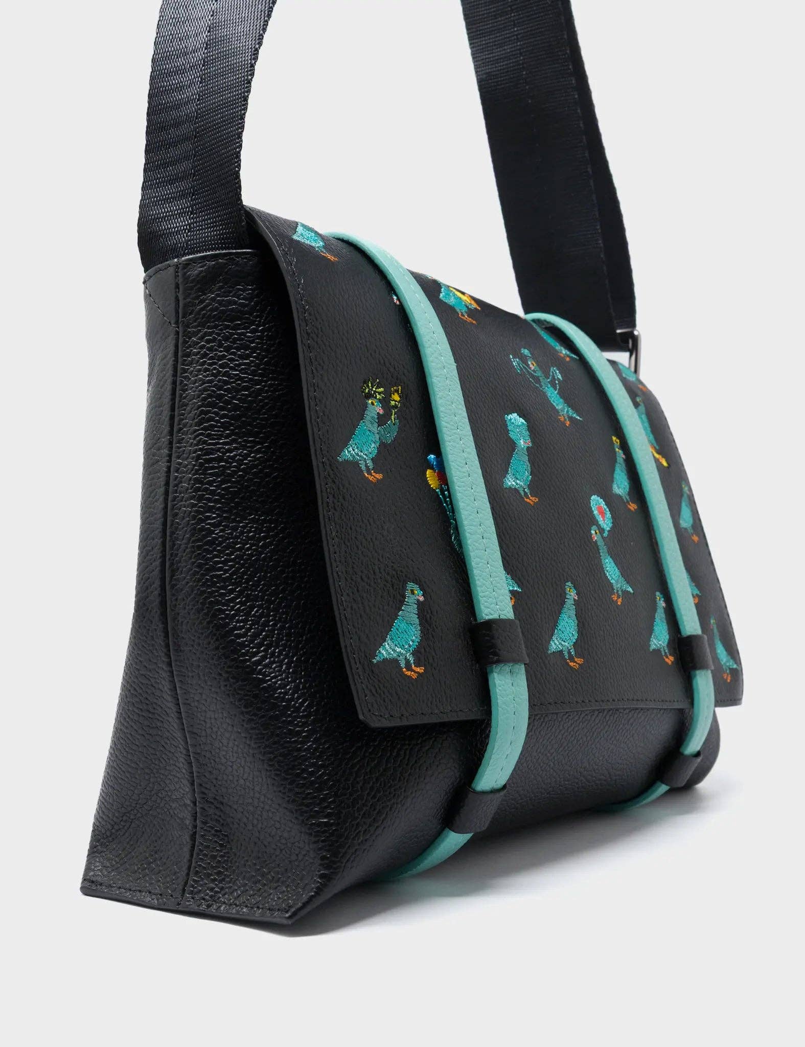 Min & Mon - Wholesale Messenger Bag - Women's - Victor Black Small Messenger Bag - Pigeonista Embroidery4