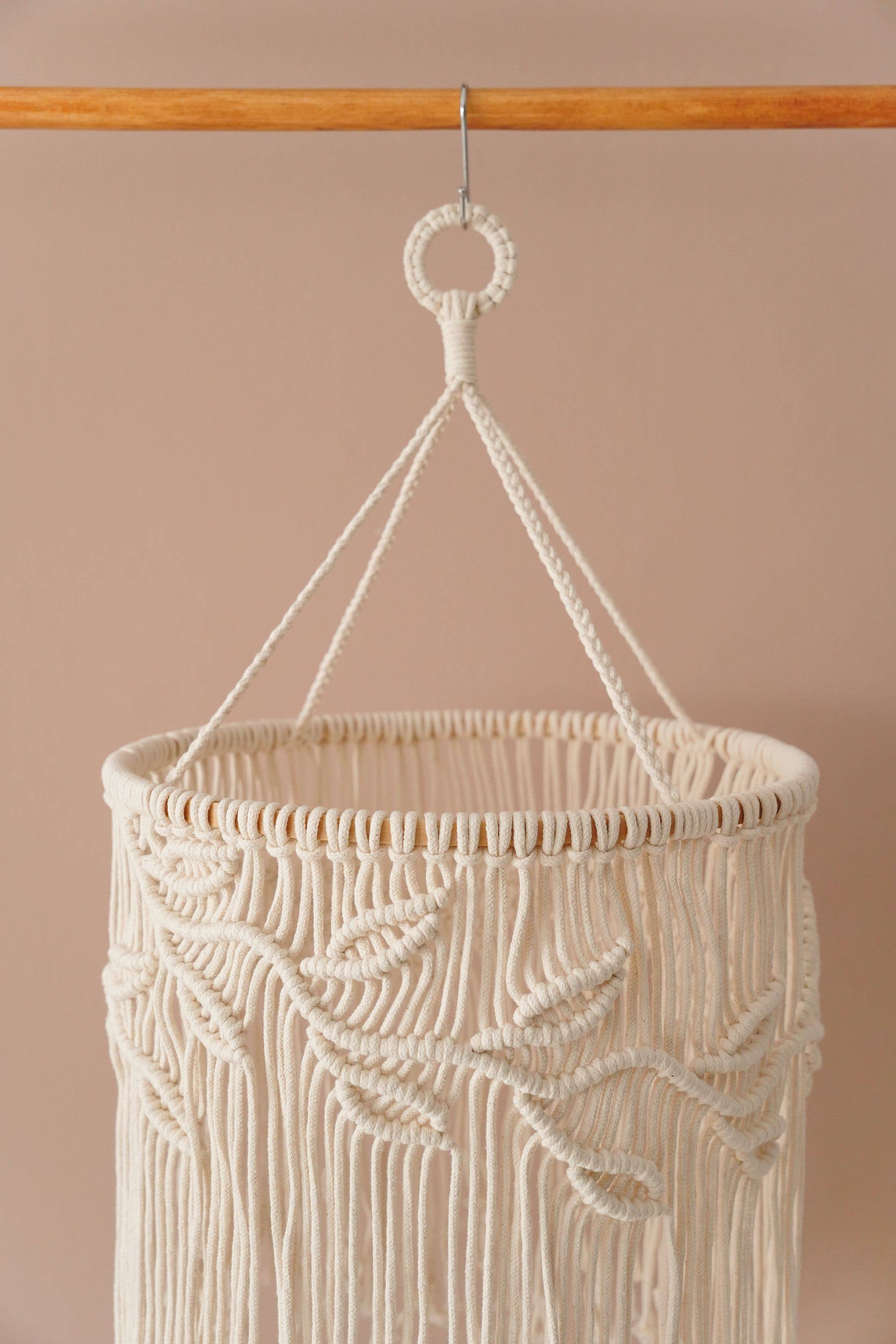 HeartCrafted – wholesale Lampshade – Macrame Lamp Shape V149