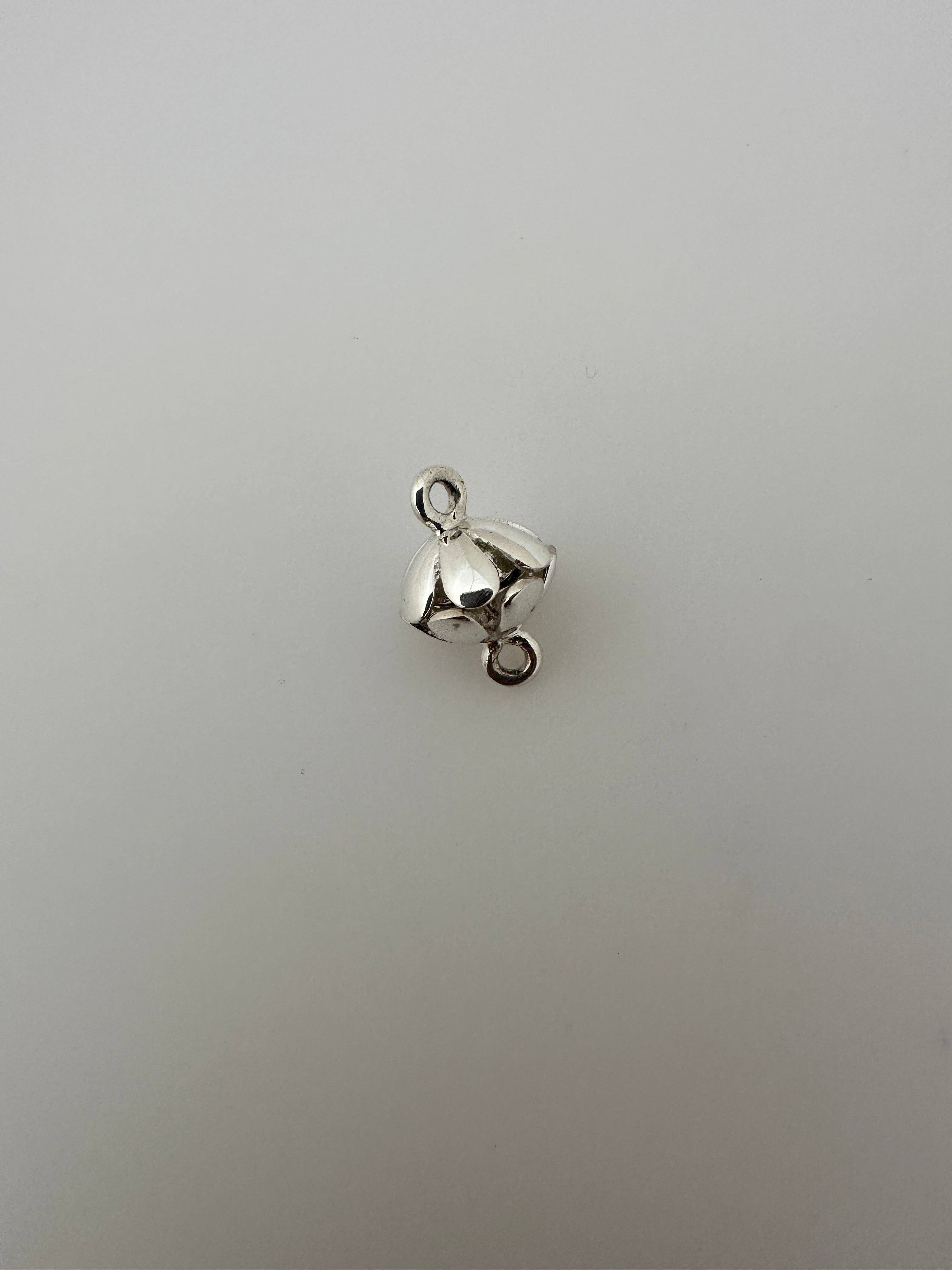 Purity Beads - Vente Fermoir - Fermoir magnétique en forme de fleur en argent sterling | Fermoir une pièce en argent sterling | Taille : 16 mm x 8 mm C18SS2