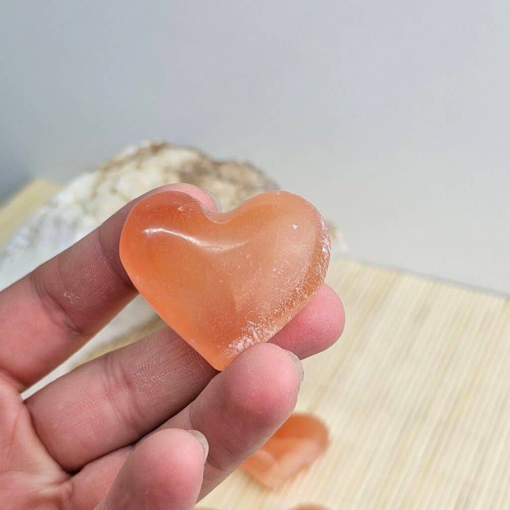 UNDERSUN.STORE - Wholesale Spiritual Stone/Crystal - Peach Selenite Heart 3-4 cm0