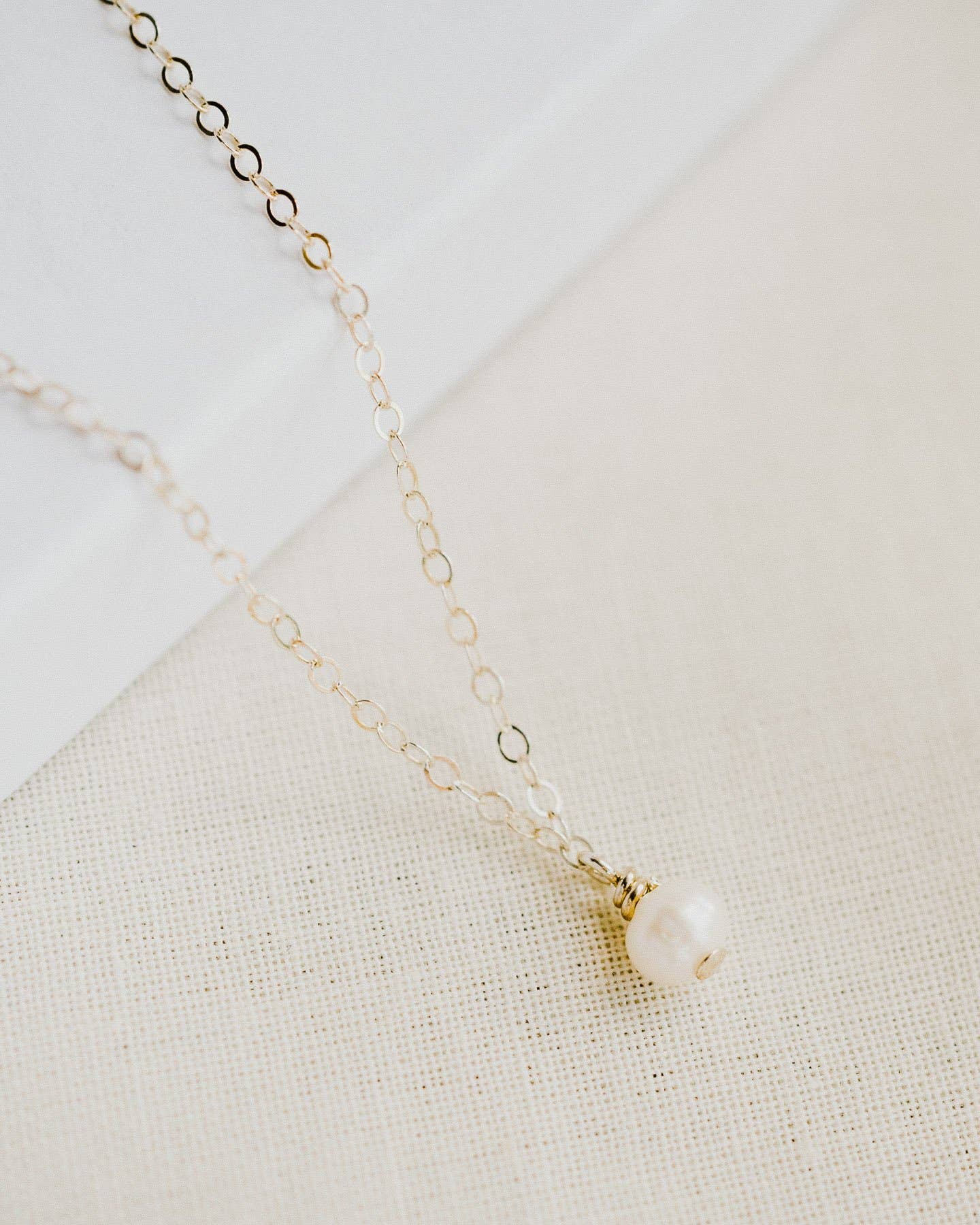 Dainty & Daring - Wholesale Pendant/Charm Necklace - Alexa Pearl Pendant Necklace2