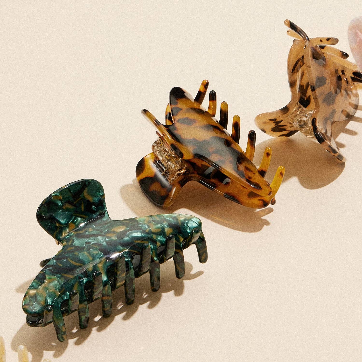 Lilla Haven – Clips para cabelo - Mulher por atacado – Clipe de garra de cabelo de acetato de mármore elegante - fixação forte para o estilo diário4