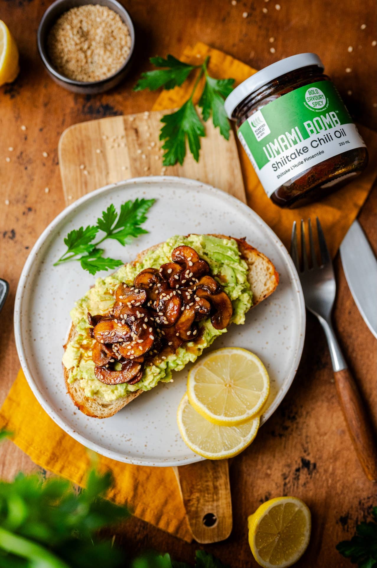 Vumami Foods - Wholesale Hot Sauce - Umami Bomb - Roasted Garlic1