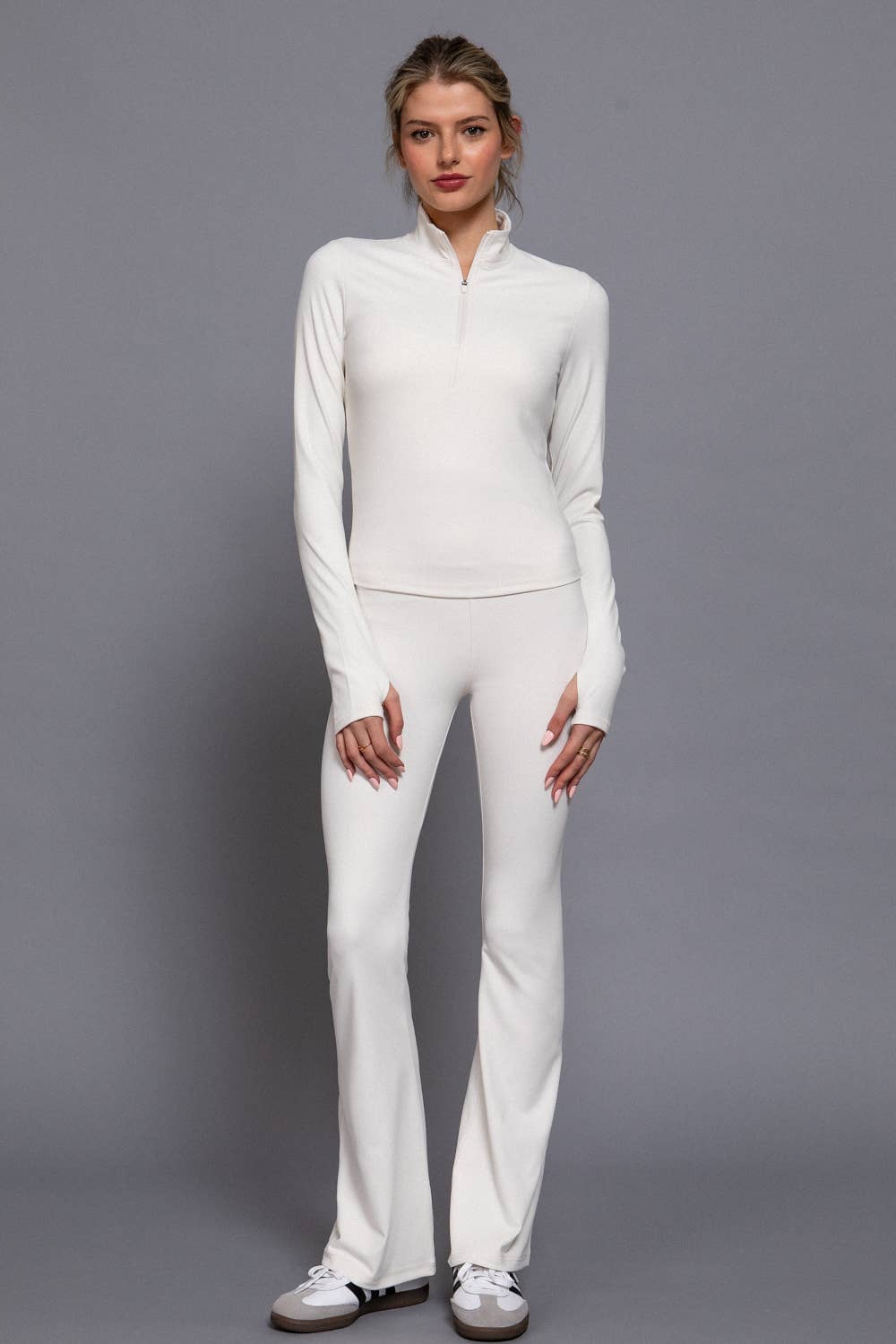 Active Basic | Active USA - Wholesale Athletic Jacket - Women's - Long Sleeve Thumbhole Detail Zippered Mock Neck Workout Top19