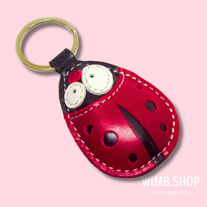 Handcrafted leather keychain for wholesale by Sauberkugel - No Crumbs GmbH