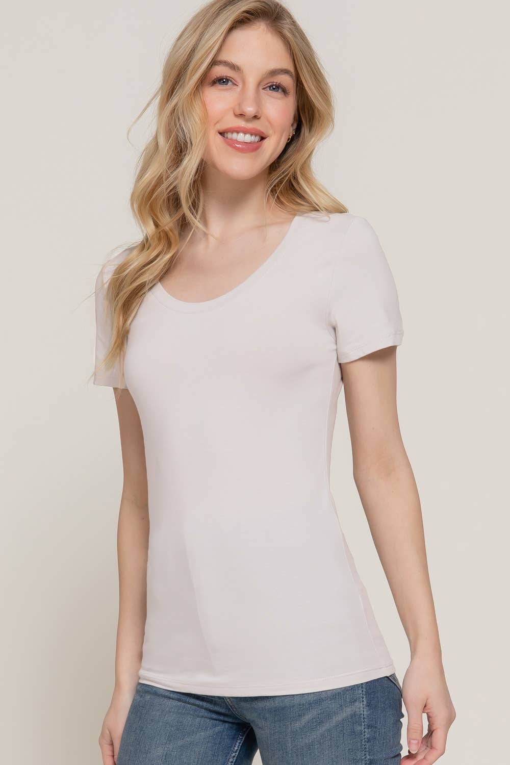 Active Basic | Active USA - Vente T-shirt – femme - Top en jersey de coton et élasthanne à manches courtes et col rond16