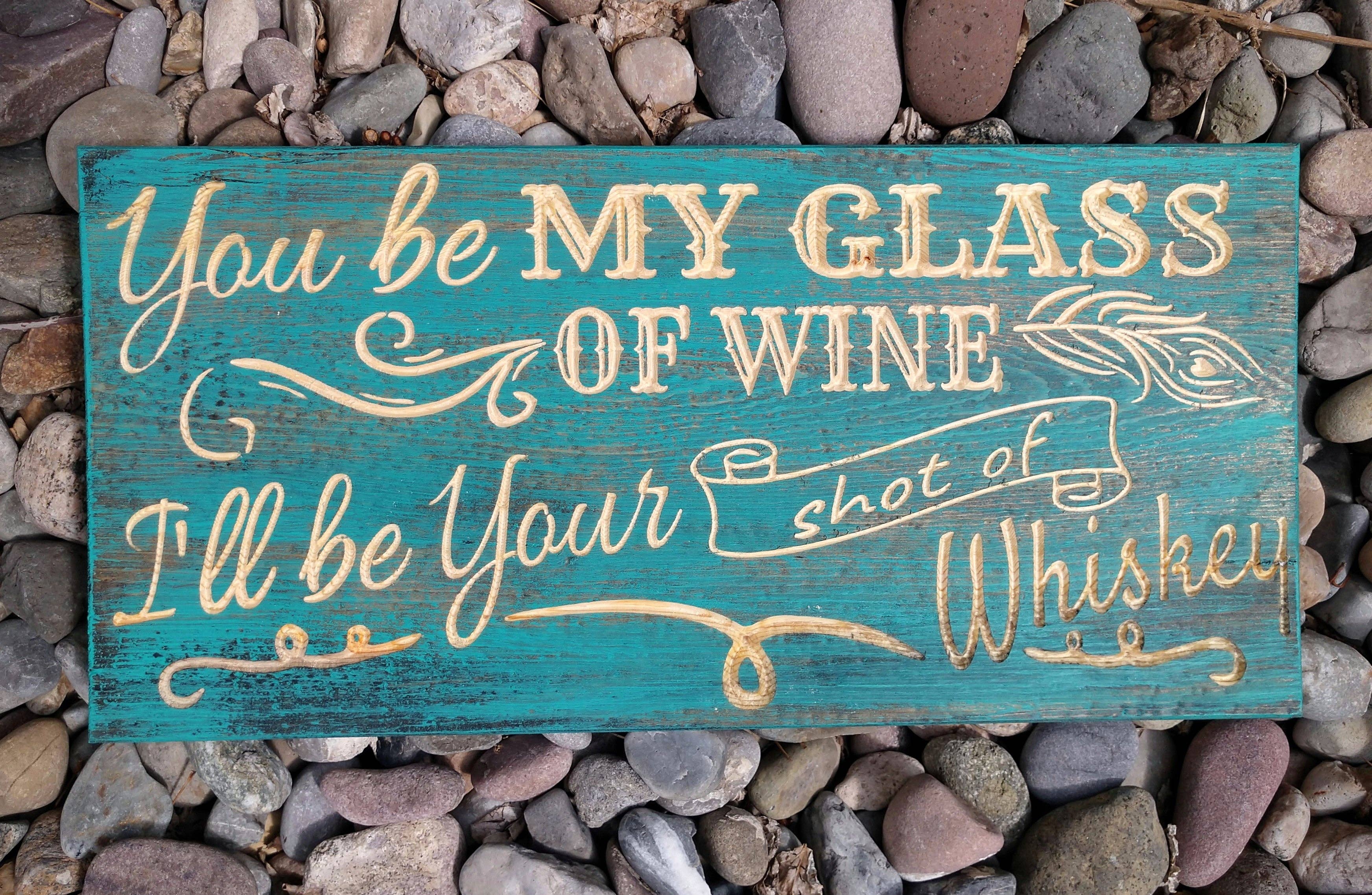 Knotty Pine Woodworks – Großhandel Schilder – Wein und Whiskey2