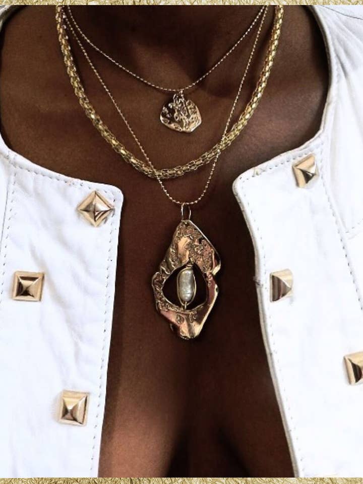 Collier Canopée blanc pour la vente par JOORN PARIS BIJOUX