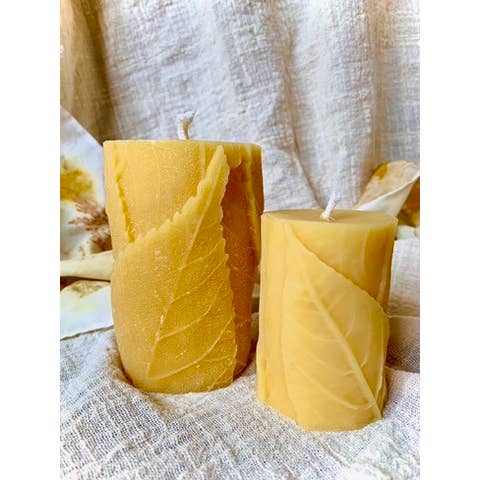 Buzz In The Hills - Wholesale Pillar Candle - 100% Beeswax Candle - Large Leaf Pillar1