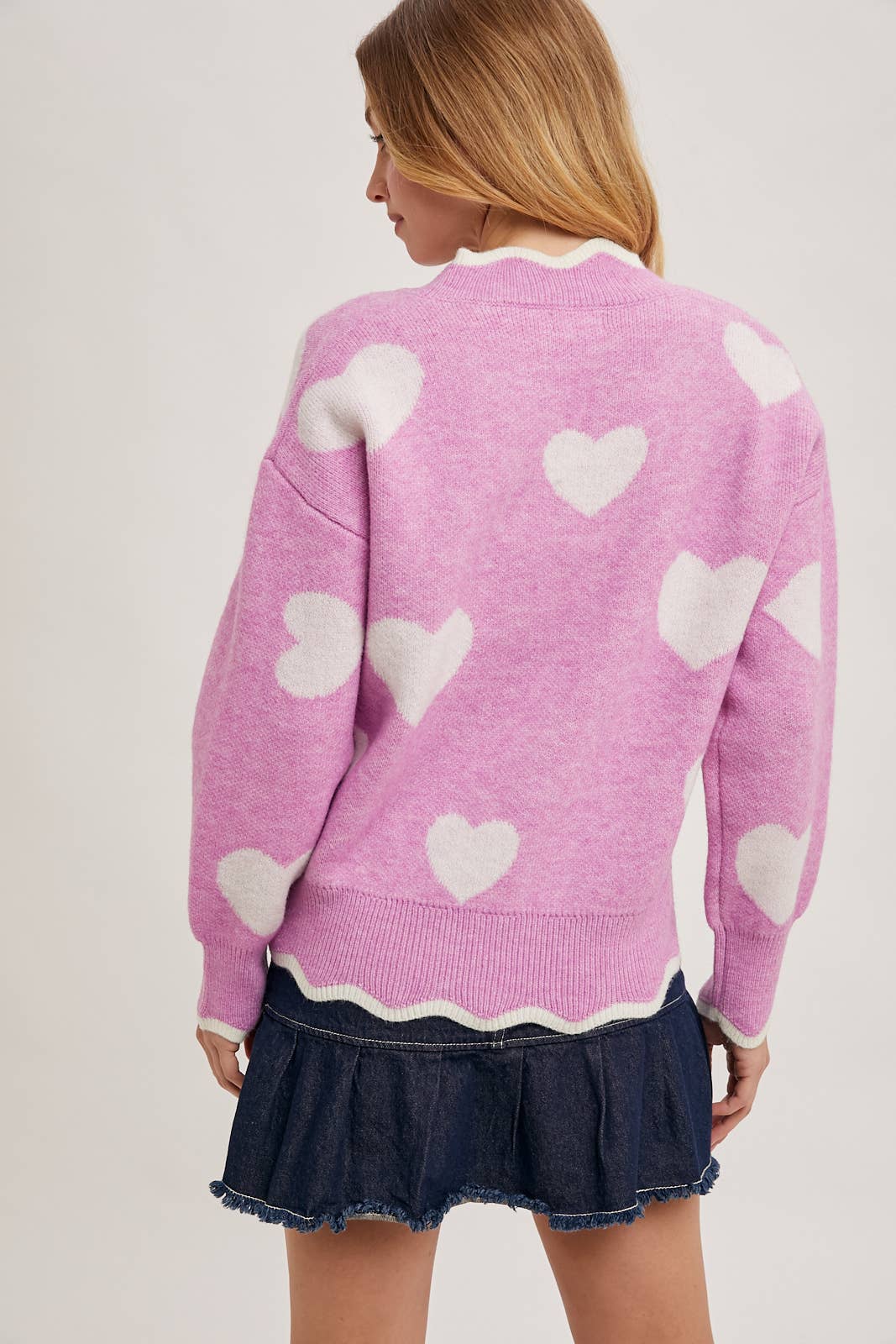 Bluivy - Wholesale Knit Sweater - Women's - HEART SCALLOP TRIMMED CONTRAST KNIT SWEATER VALENTINE'S DAY17