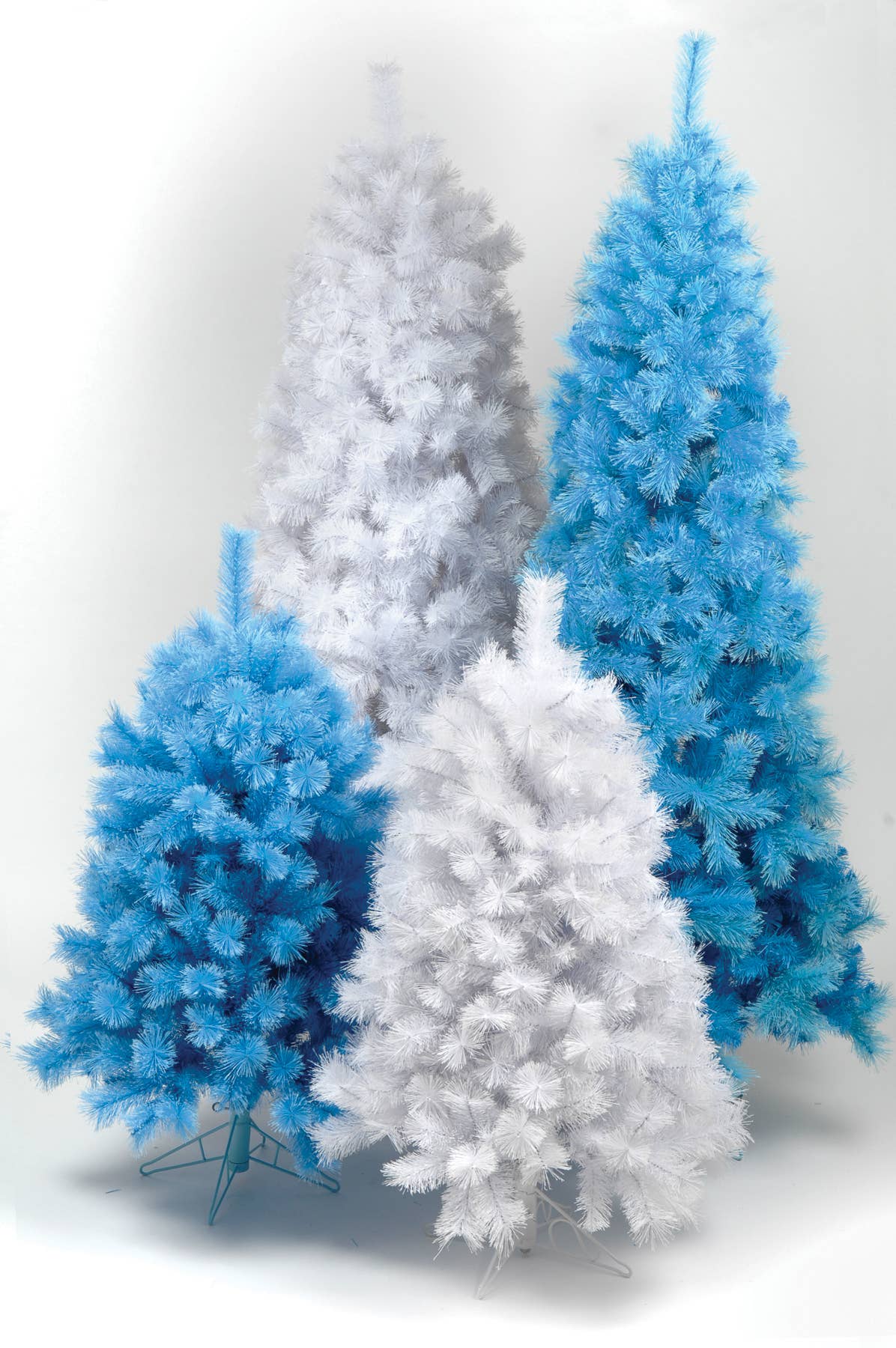 Studio Specialties - Wholesale Artificial Christmas Tree - TREE CASHM. WHITE 4.5' 33" D 3