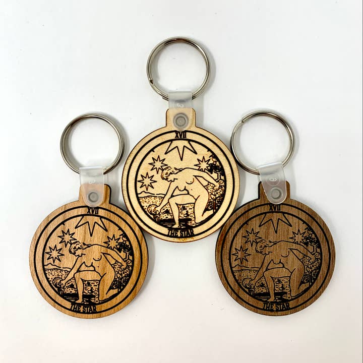 NYCKELRING - 17 Tarot - Stjärna - Trä Nyckelkedja Fob för wholesale av Insert Brand Here Shop