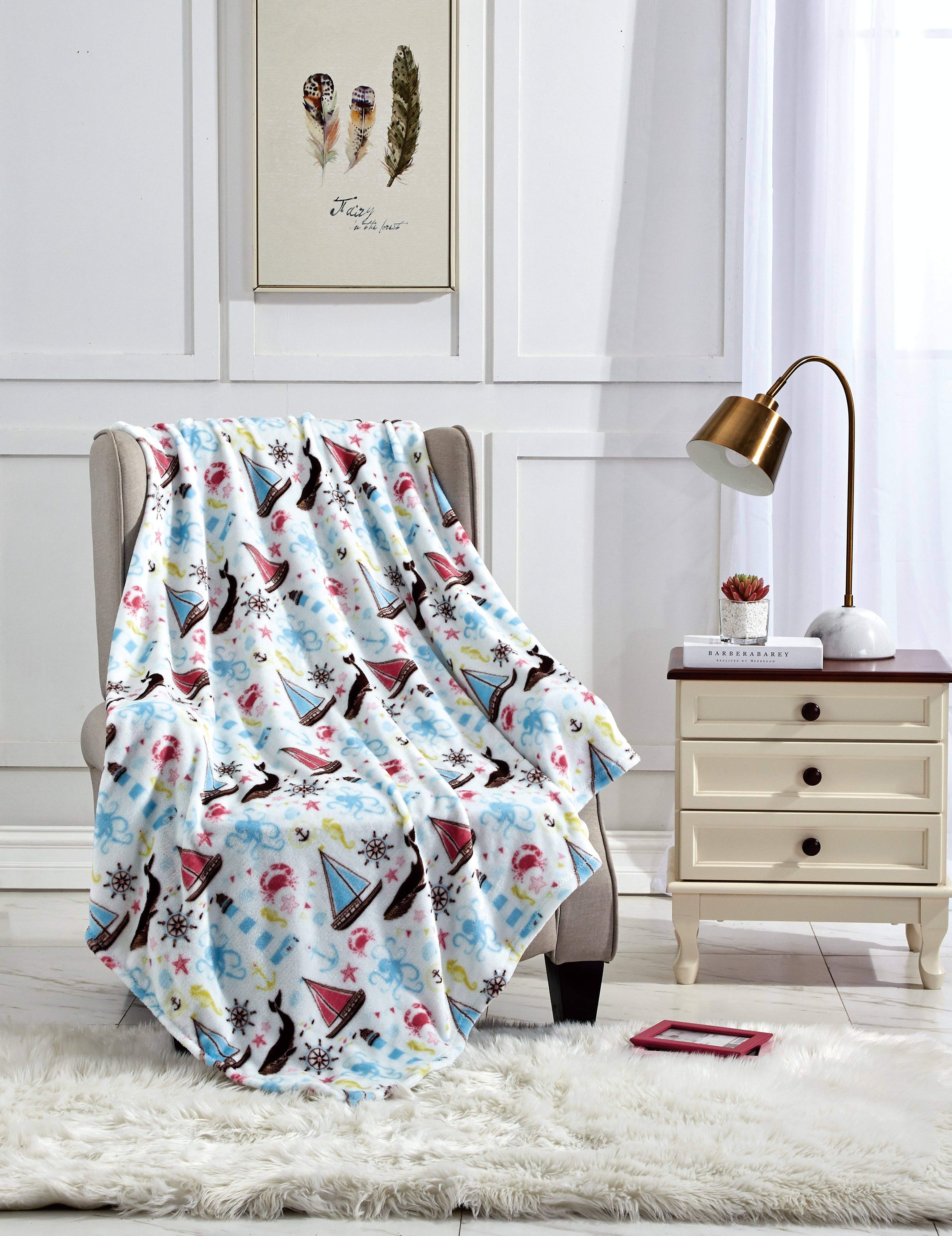 Infinite Basics - Wholesale Throw Blanket - Christmas Blanket Cozy Festive Holiday Throw Blanket 50" x 60"7