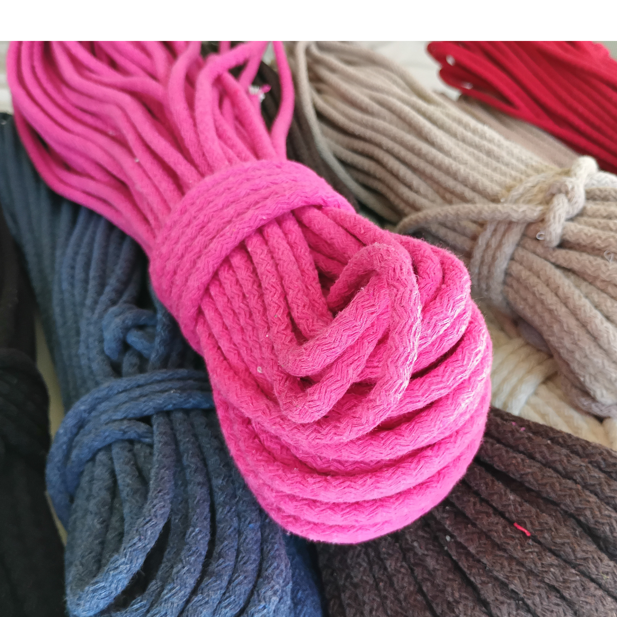 Dream Trimming Goods LLC - Wholesale Craft Supplies - Fuchsia Cotton Rope 1/4' inch x 500 Yrd –Macrame Braided 1