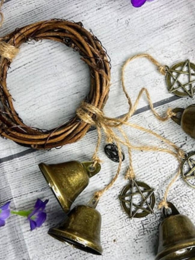 Cloches de sorcière, décoration de sorcière, décoration sorcière, sorcellerie, wiccan pour la vente par The Towne Witch
