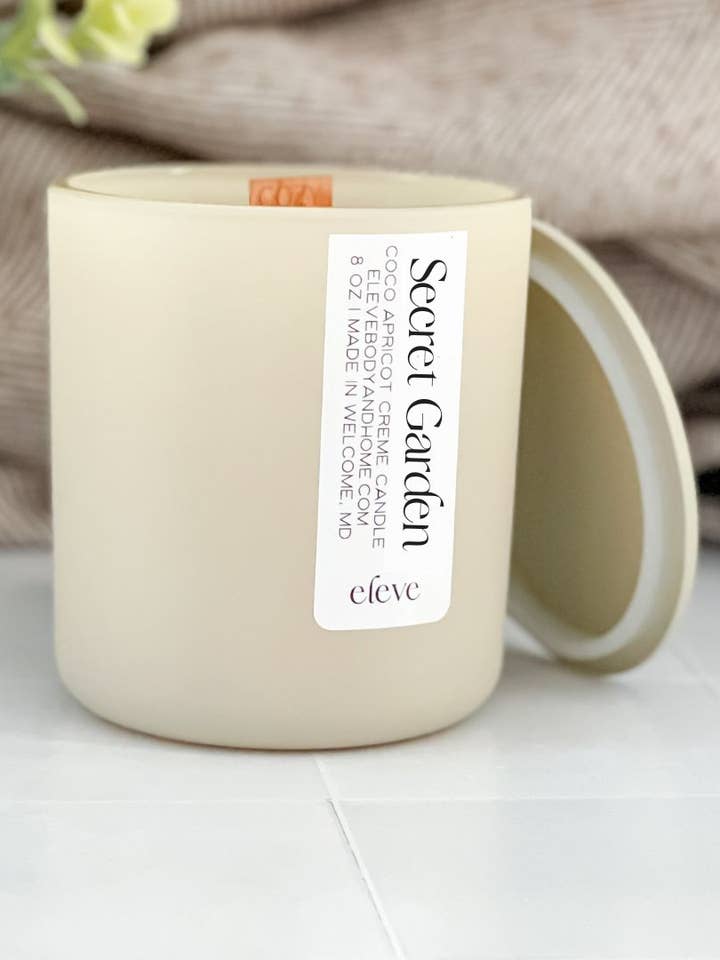 Vela de Madera con Mecha de Jardín Secreto Crema Mate 8 Oz Minimalista para venta al por mayor de Eleve Body & Home
