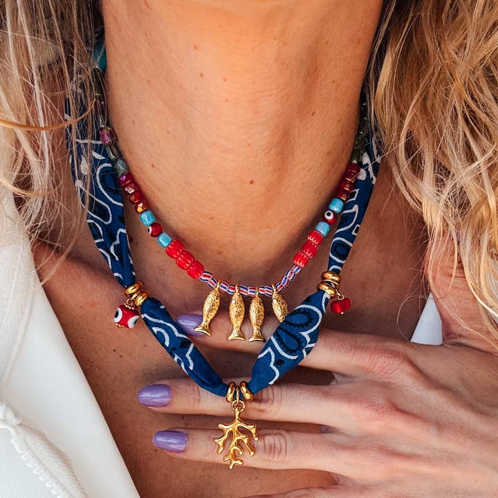 Foulard bandana bleu bohème & collier poisson coloré en perles et autres tendances Résultats pour bijoux foulard en vente B2B. Retours gratuits et paiement à 60 jours sur Faire sur Faire.