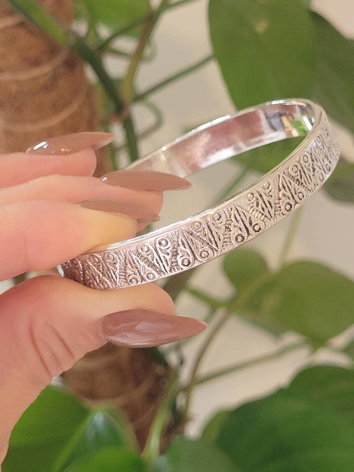 Adjustable Silver Plated Unisex Cuff with Tribal Design for wholesale by Laboheme