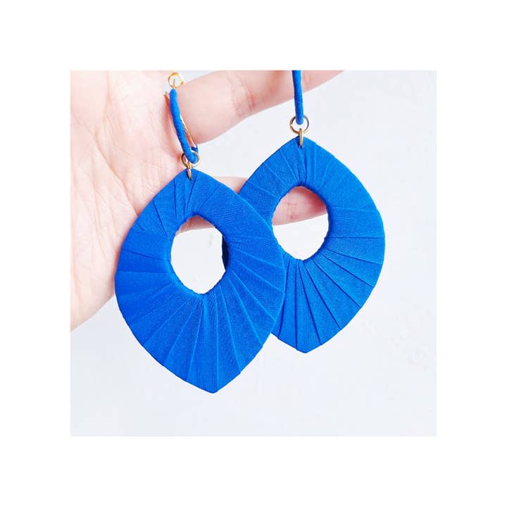 Aprilis Creations - Wholesale Dangle earrings - Designer Handmade Drop Earring - Dubai