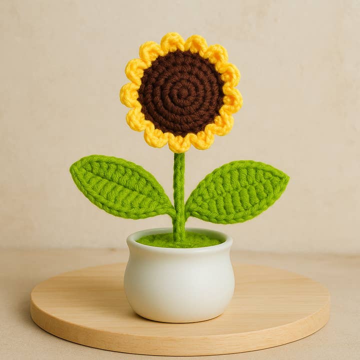 Handgemaakte Gehaakte Zonnebloem in Witte Pot – Schattige Woondecoratie voor wholesale door Lichi Gifts