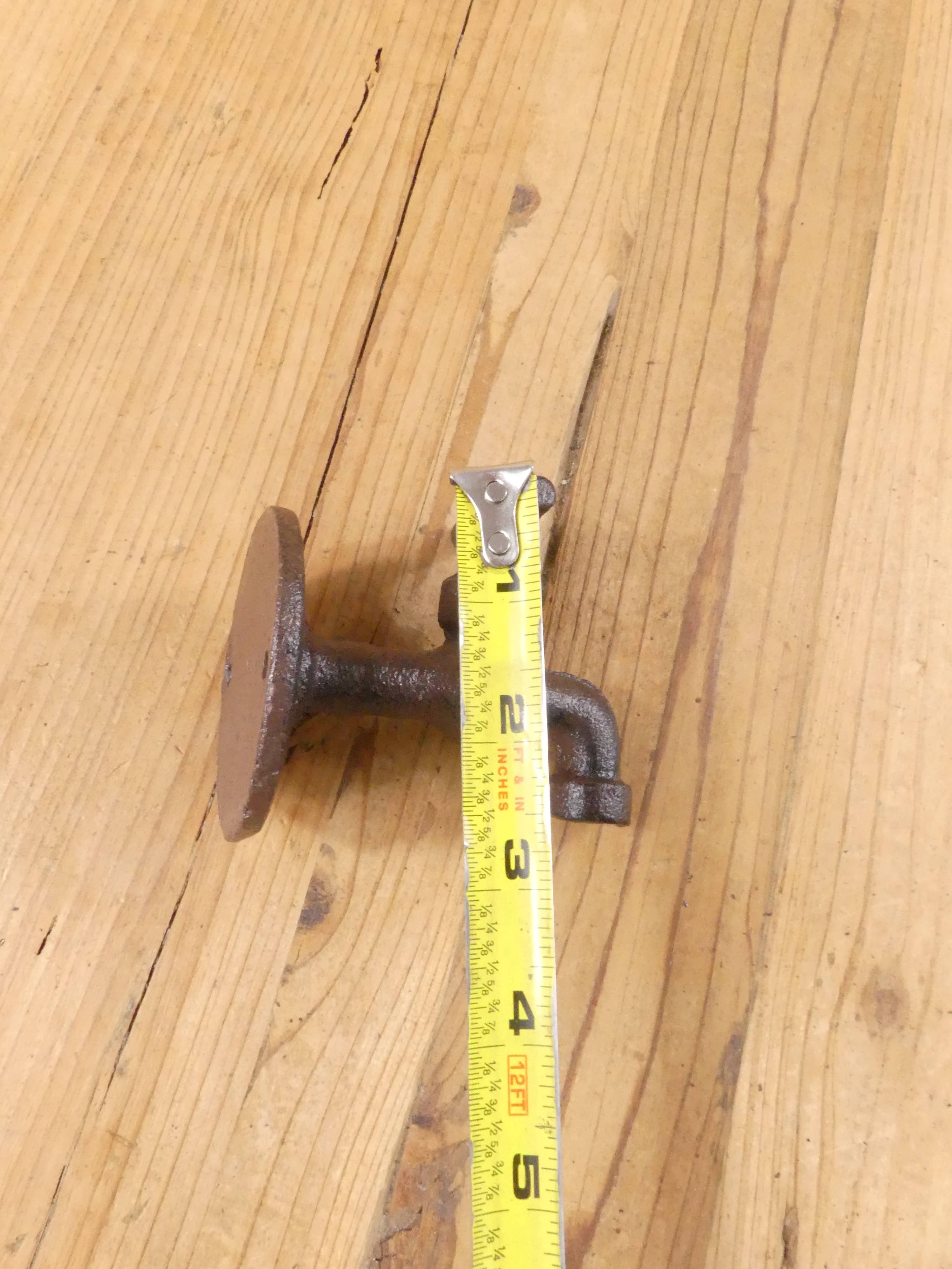 Midwest Craft House - Vente Crochets muraux - Crochet à robinet d'eau en fonte4