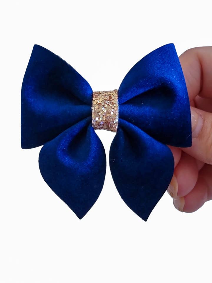 Sailor Bow, velluto blu intenso, 7,6 cm per la vendita all'ingrosso da parte di Dainty Delights Creations
