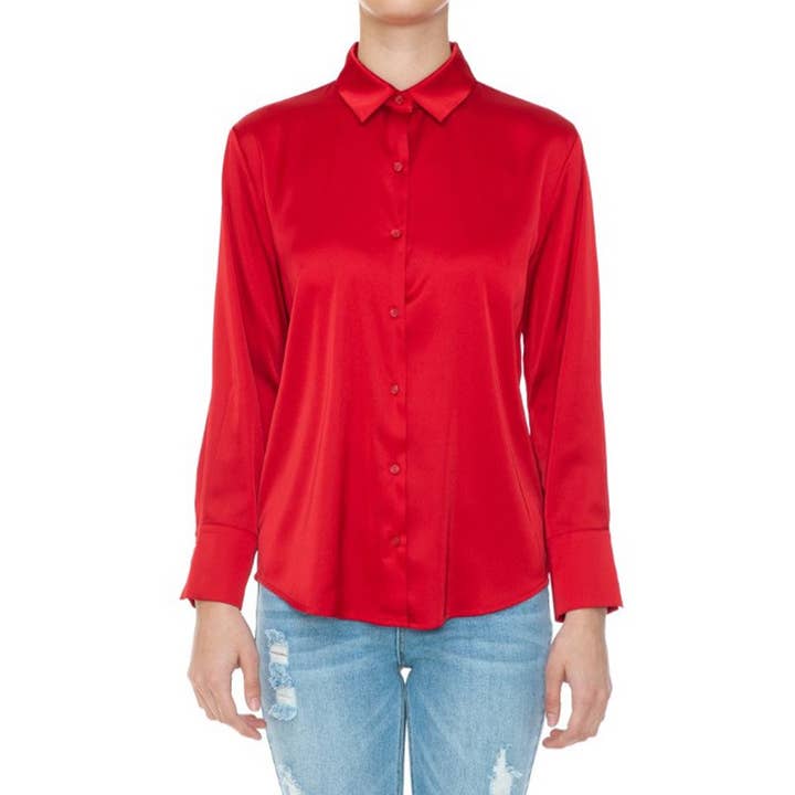 CHEMISIER BOUTONNÉ EN SATIN À MANCHES LONGUES pour la vente par UP CLOTHING