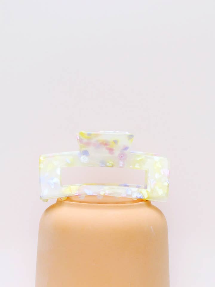 Orchid hair-claw clip (medium) for wholesale by by... Nancy