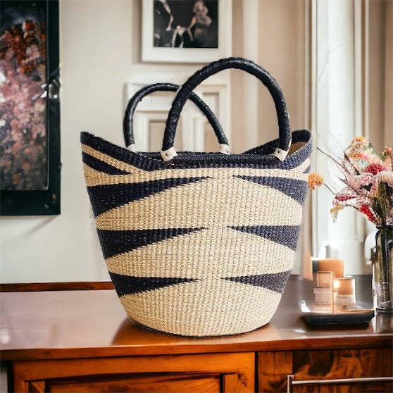 The African Home Goods - Wholesale Beach Bag - Large U-Shopper - Beach Tote Bag Ghana Basket Black & Tan7