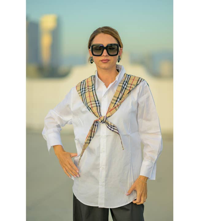 Allyn - Chemise blanche à manches longues pour la vente par Timmy Woods Beverly Hills