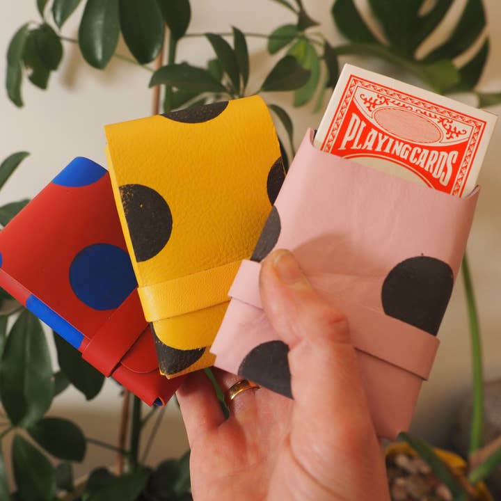 Speelkaarten Etui Leer Polka dots voor wholesale door Stabo