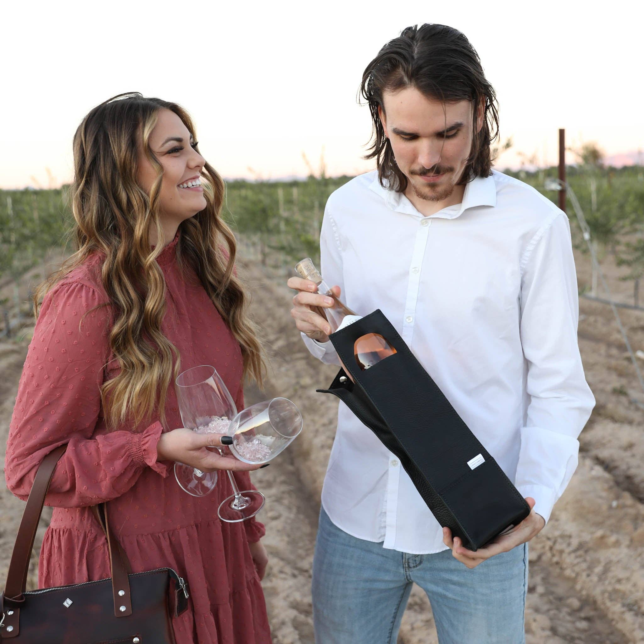 Lifetime Leather Co - Wholesale Wine Tote - Handmade American Full Grain Leather Wine Tote2