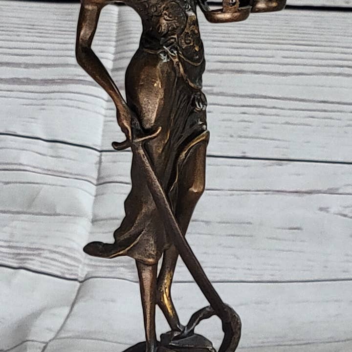 Bronzhaus - Wholesale Beeldje/beeldhouwwerk - Echt bronzen beeld Marmeren Lady Blind Justice Scales Law Sculpture Marmeren figuur2