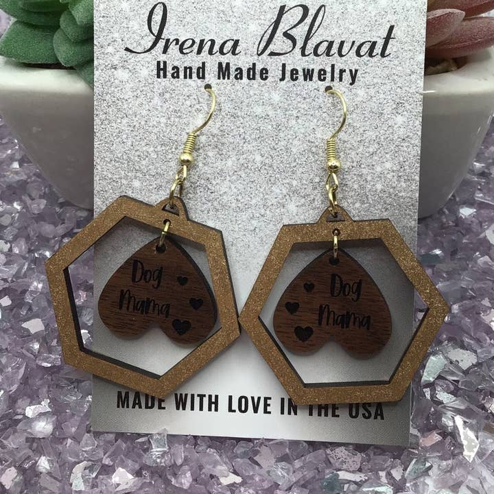 Wood oorbellen van Dog Mama voor wholesale door Irena Blavat Designs