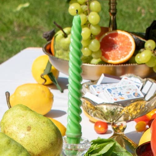 Dinner is at Eight for wholesale by The Jaded Candle