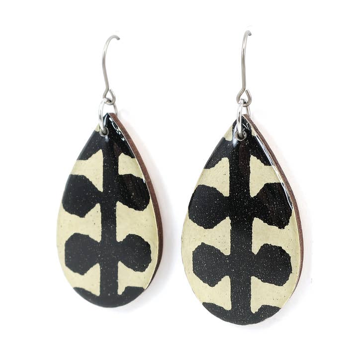 Modern Katazome paper dangles - Teardrop for wholesale by autumn + tree