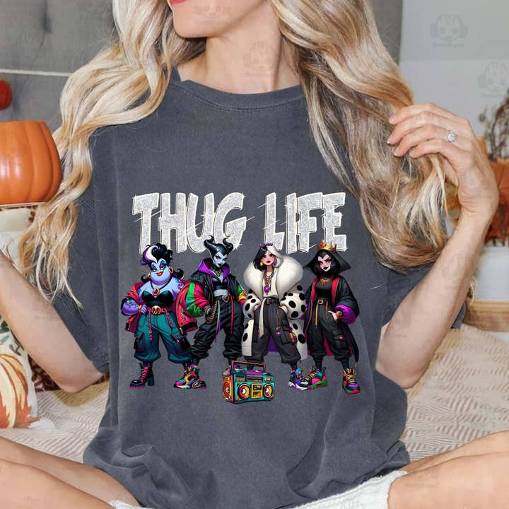NVC Ecommerce LLC - Vendita all'ingrosso Maglietta stampata - Donna - Maglietta del film horror Thug Life, maglietta Friends Horror Characters