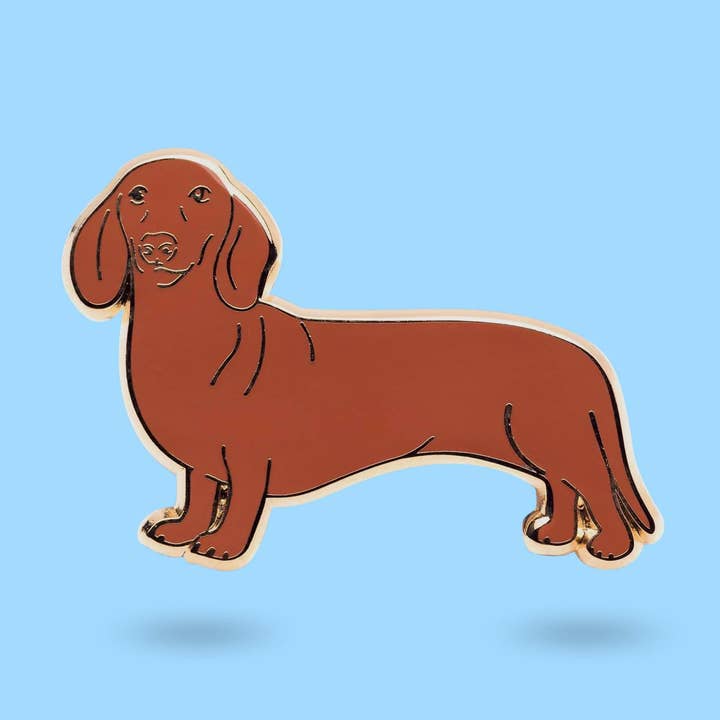 Pin's émaillé teckel - pin's chien - pour les amoureux des chiens pour la vente par Paw Generation