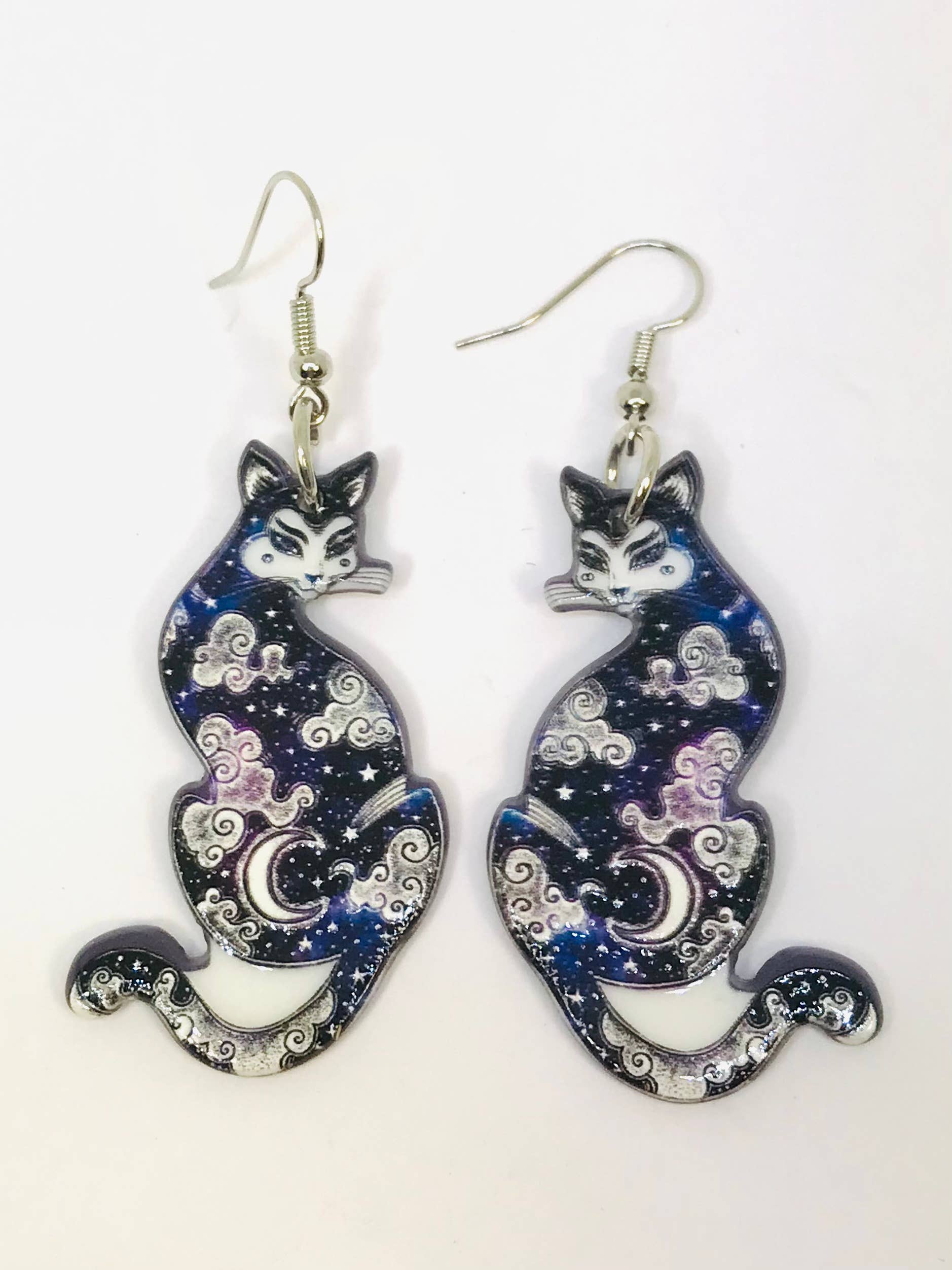 SimpleNGreat - Wholesale Dangle Earrings - Acrylic Cloud Geisha Cat Earrings