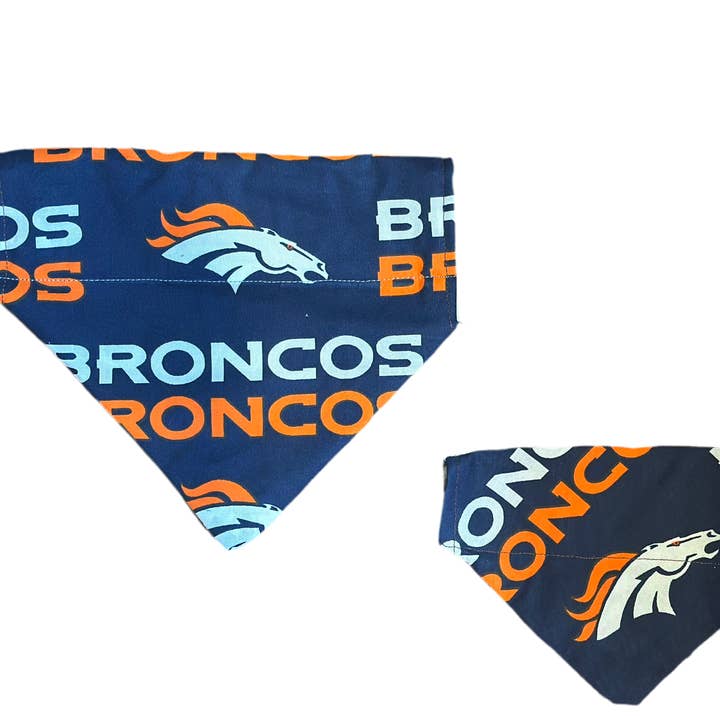 Bandana Broncos pour la vente par EarBobs DC