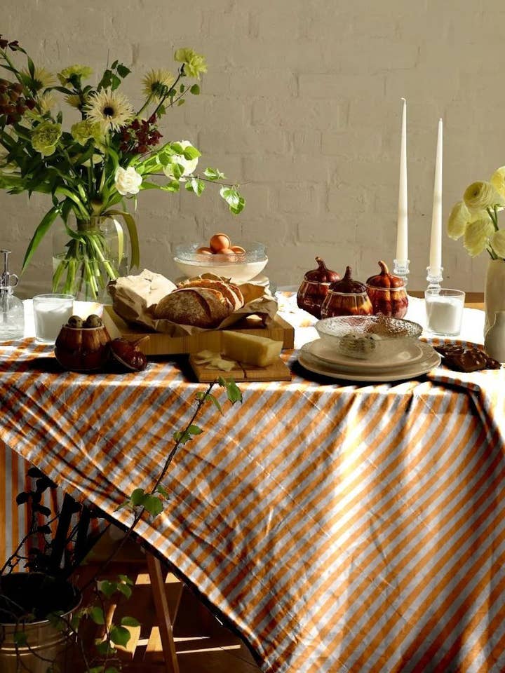 ISOLA BELLA tablecloth for wholesale by Les Toiles du Soleil