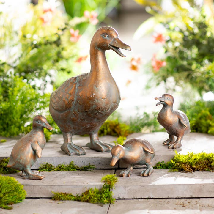 Duck Family with Mother and Three Babies, Set of 4 for wholesale by Evergreen Enterprises
