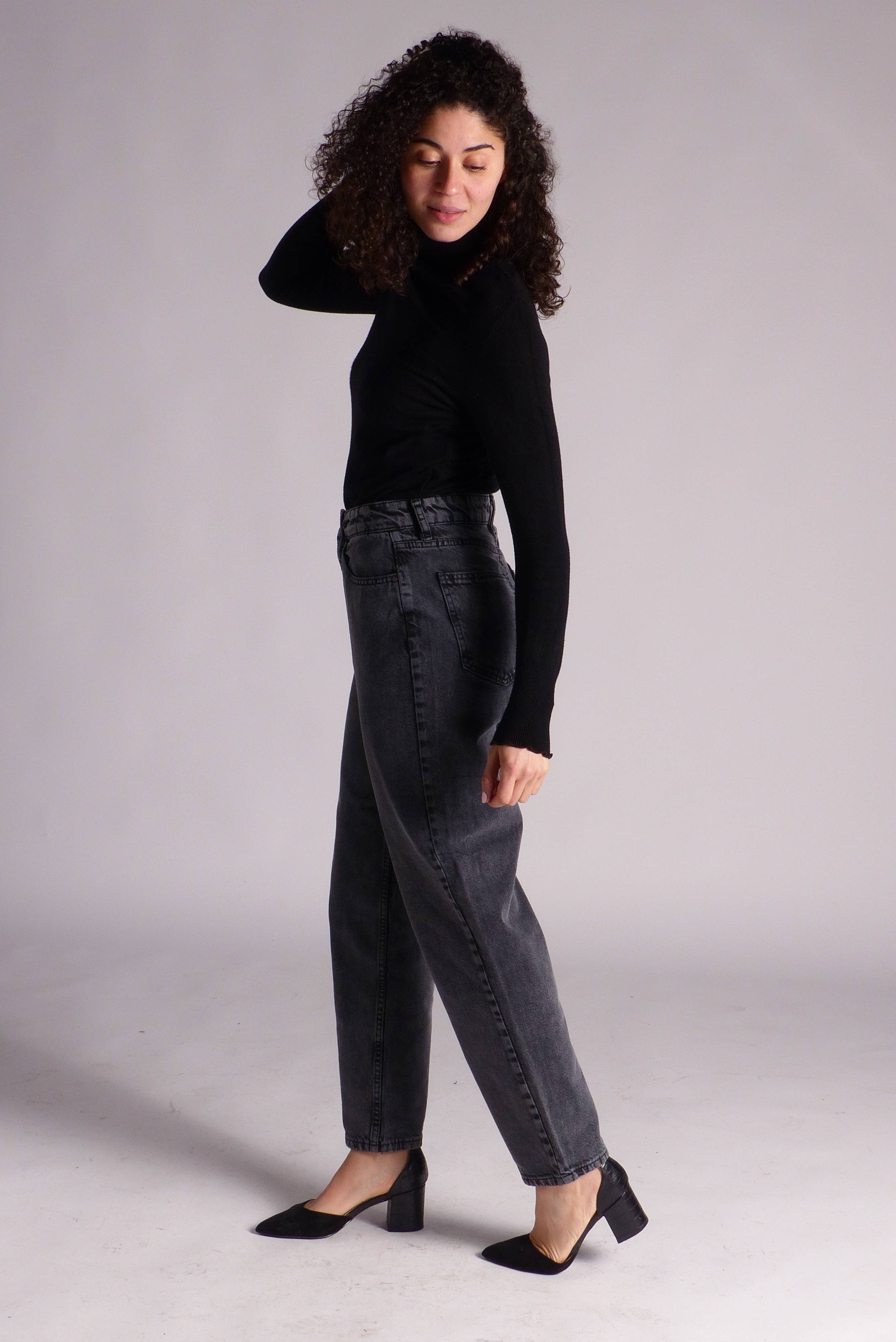 SPONTANÉ - Wholesale Jeans - Women's - Mom jeans for women - iconic jeans from the 80s2
