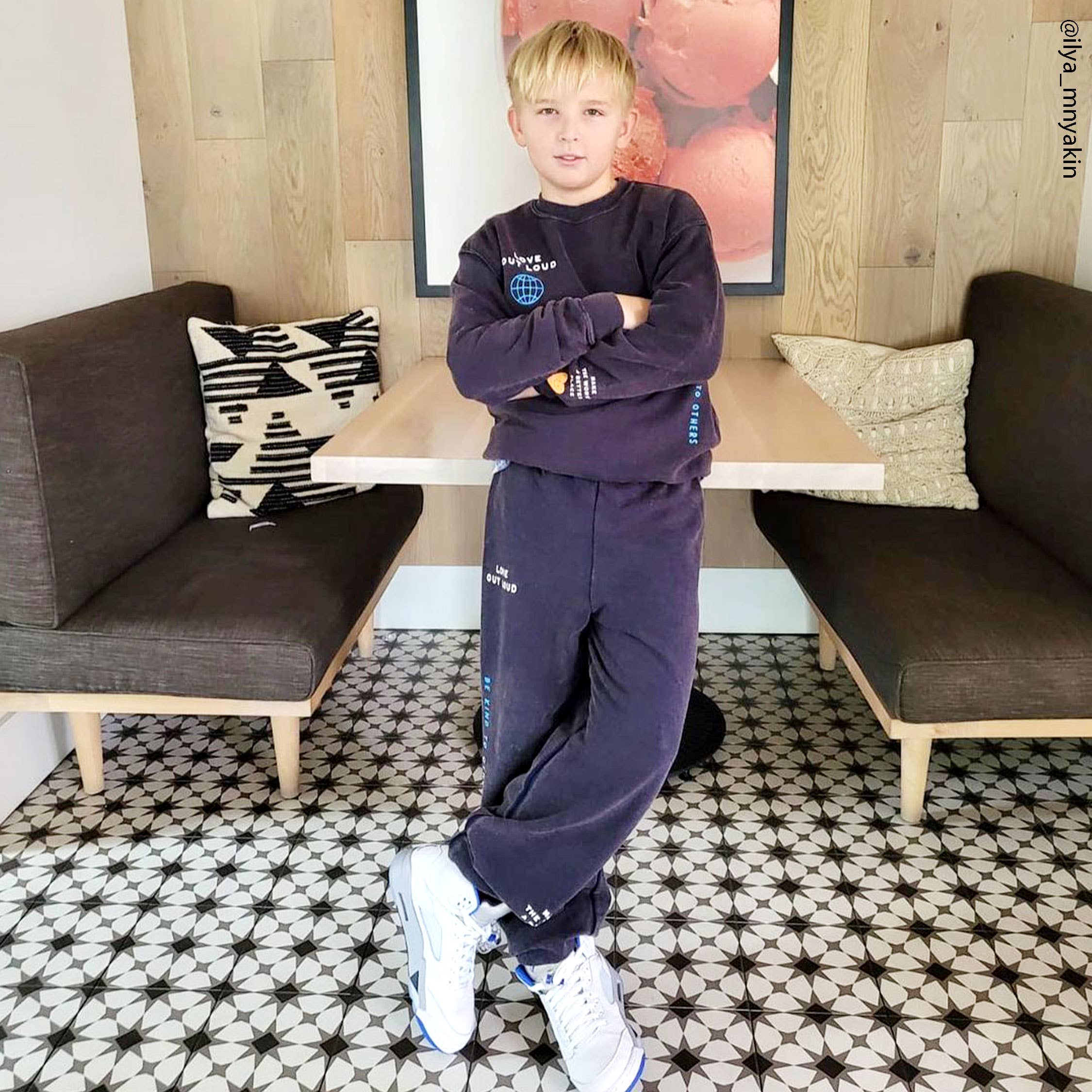 Port 213 – wholesale Sweatshirt - Kids – Kids Love Sweatshirt-Navy-Girls, Boys1