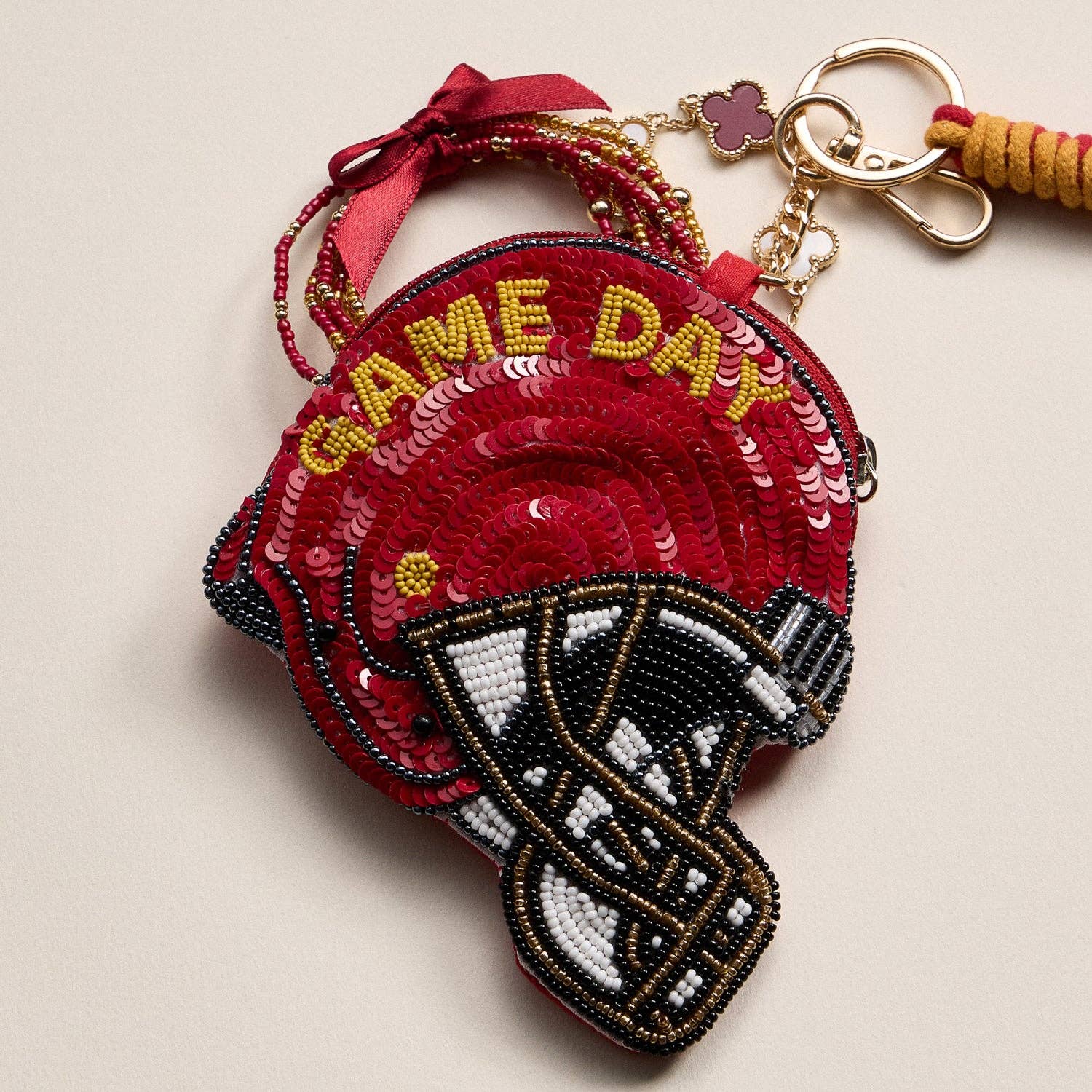 Frem - Wholesale Keychain - Women's - Game Day Beaded Helmet Keychain Pouch – Team Colors11