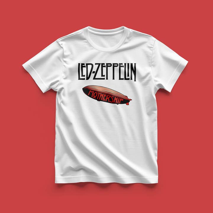 TheKingShirt - Wholesale Graphic Sweatshirt - Women's - Led Zeppelin Classic Rock Band Graphic Tee Unisex Music2