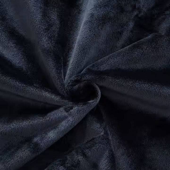 SQUIRTESS - Wholesale Bedding Blanket - Waterproof XXL Blanket Black1